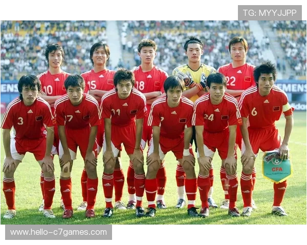 国足鏖战逆转取胜挺进亚洲杯八强再创历史新篇章全场沸腾 国足鏖战逆转取胜挺进亚洲杯八强再创历史新篇章全场沸腾