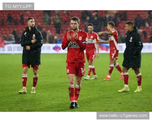 布莱克浦俱乐部新闻聚焦新赛季引援战略与主帅未来规划解析全面观察