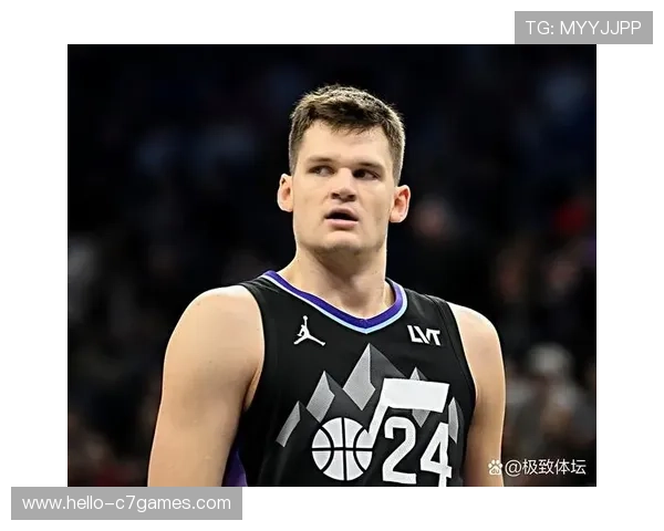 爵士新赛季布局浮现核心调整引热议球队未来走向成焦点联盟关注升温今日动向