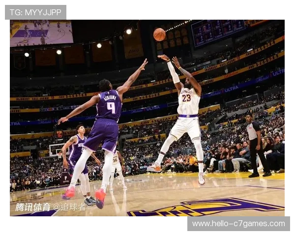 詹姆斯率湖人逆转勇士豪取五连胜创赛季新高关键时刻统治攻防两端震撼