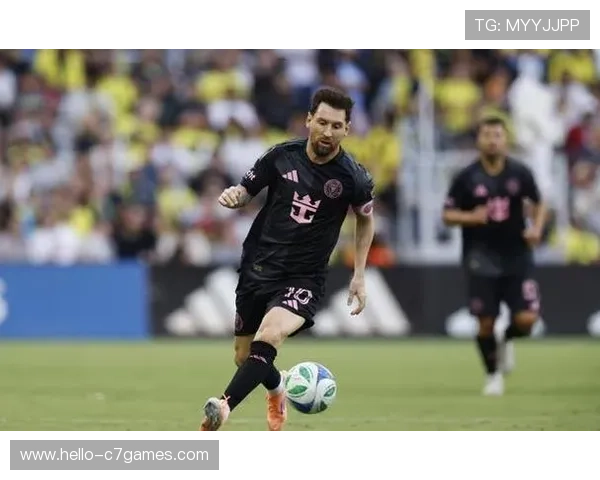 梅西加盟迈阿密国际后首战精彩表现 带领球队逆转取胜